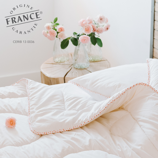 Couette Senane de Loulenn bordee de coeur damour